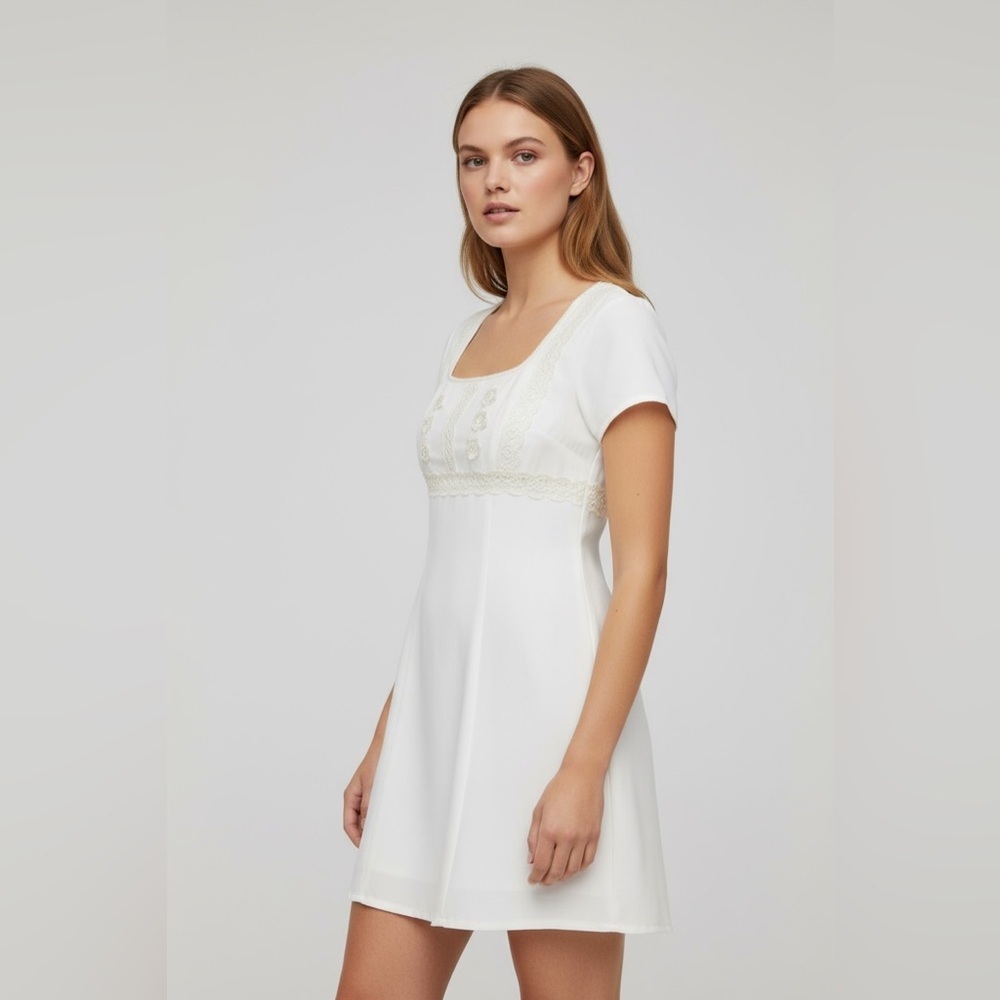 VTG Brioche California White Short Sleeve Dress w/ Rosette & Lace Trim - Picture 2 of 12